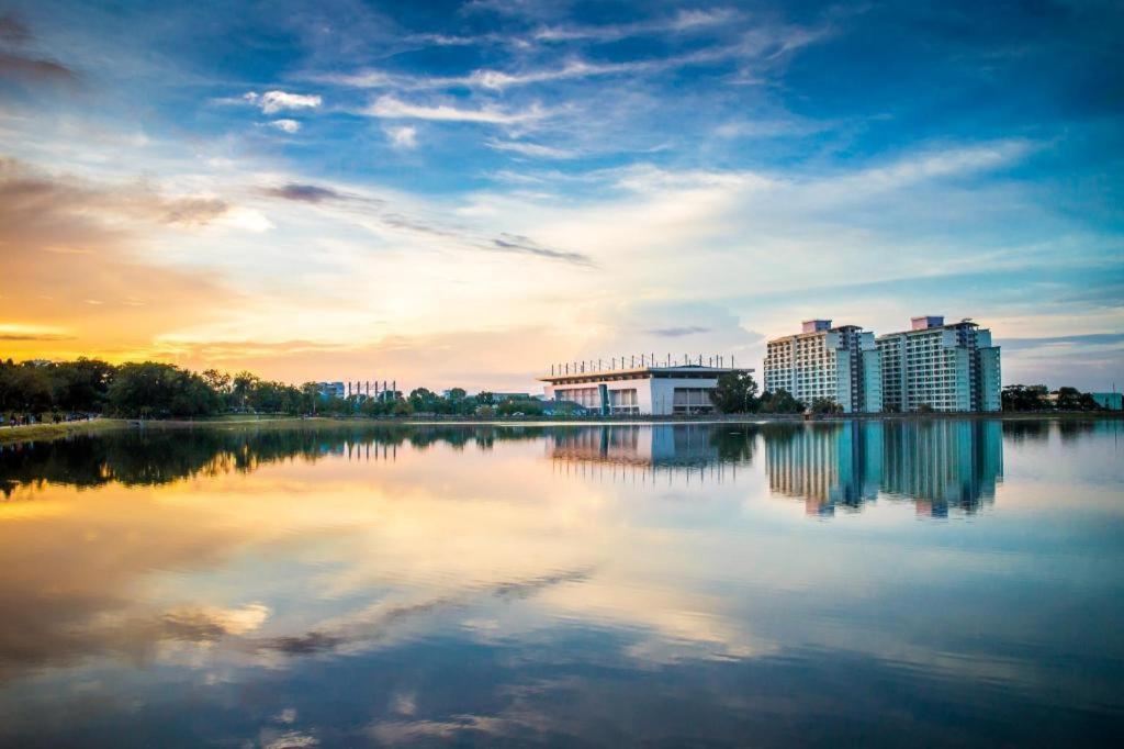 Sakura Hotel Hat Yai Exteriör bild